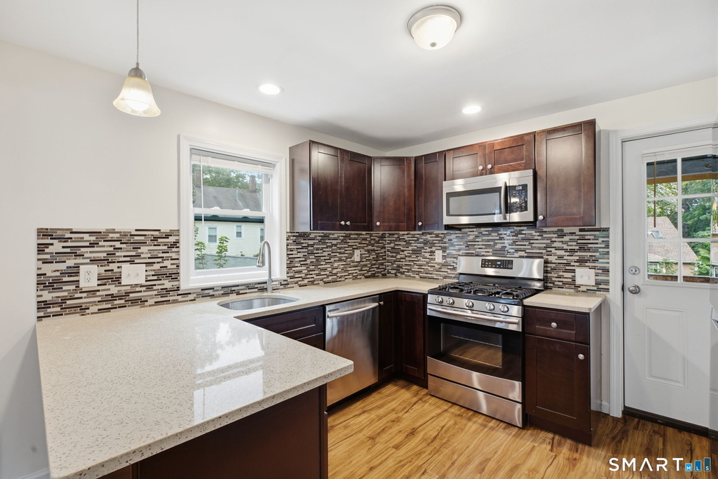 143 Kneen Street - Photo 0