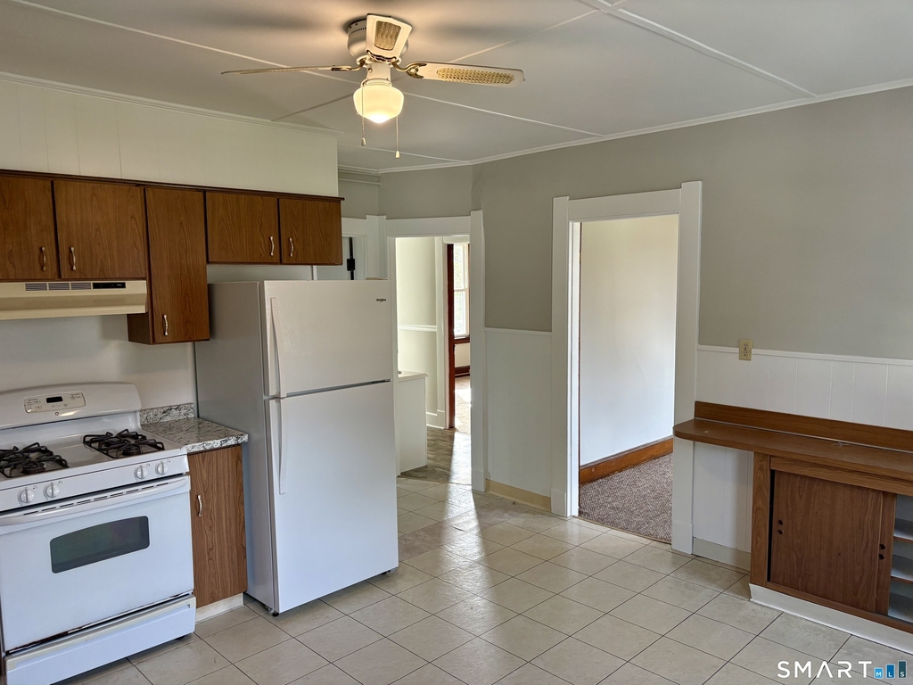 37 Hungerford Avenue - Photo 2