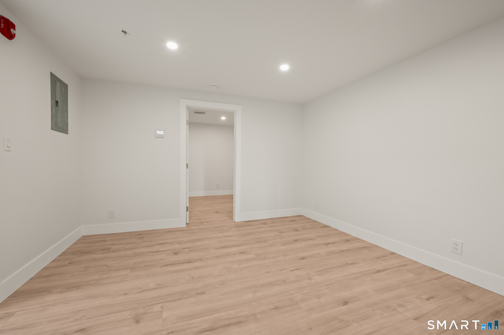 542 Main Street - Photo 4