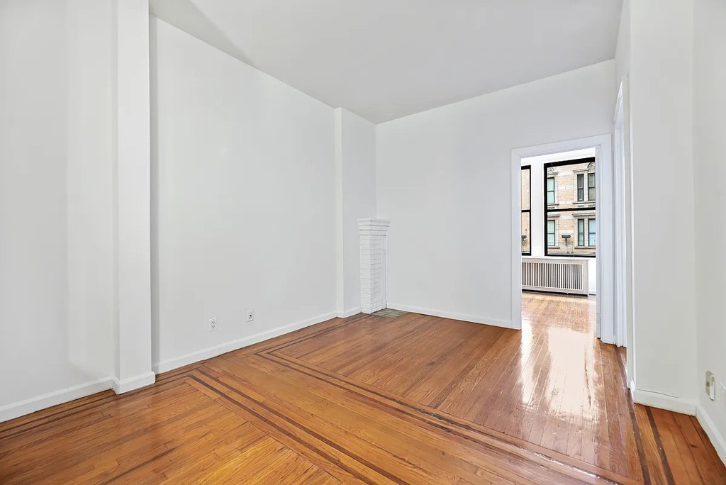 121 Madison Avenue - Photo 2