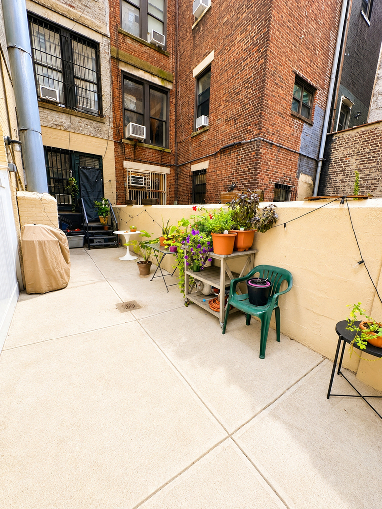 West 105th Street - Photo 2