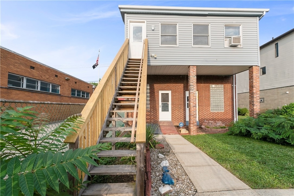 734 Monongahela Ave - Photo 3
