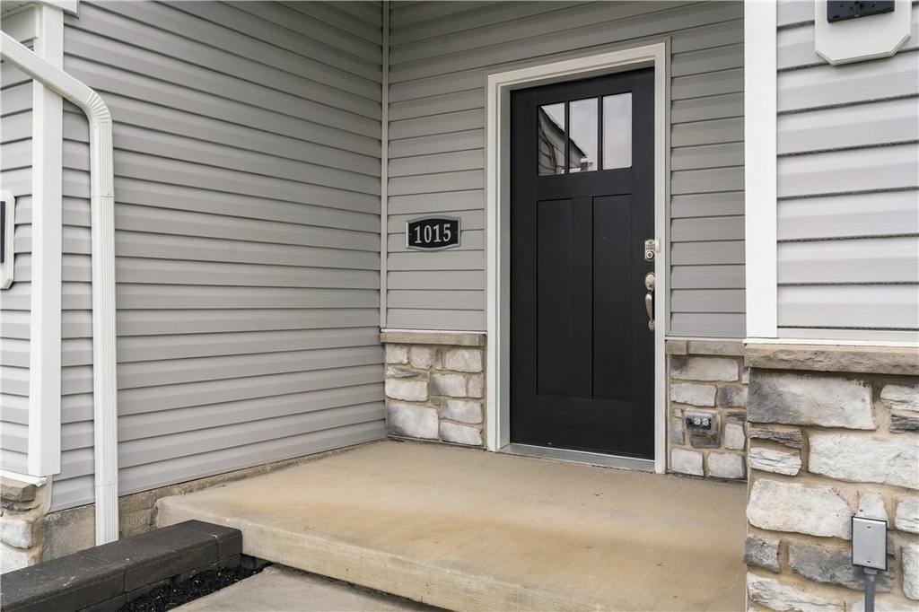 1015 Darcy Drive - Photo 1
