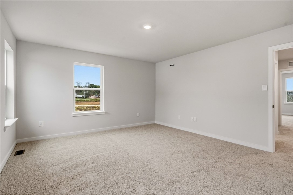 1015 Darcy Drive - Photo 16