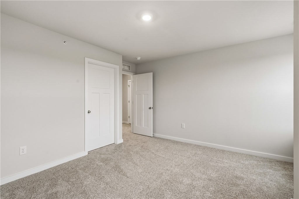 1015 Darcy Drive - Photo 21