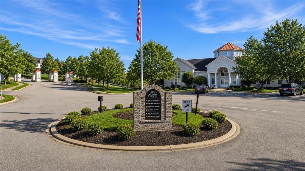 217 Adams Pointe Boulevard - Photo 13