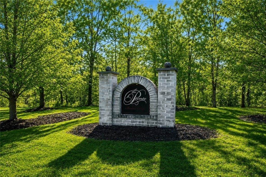 217 Adams Pointe Boulevard - Photo 11