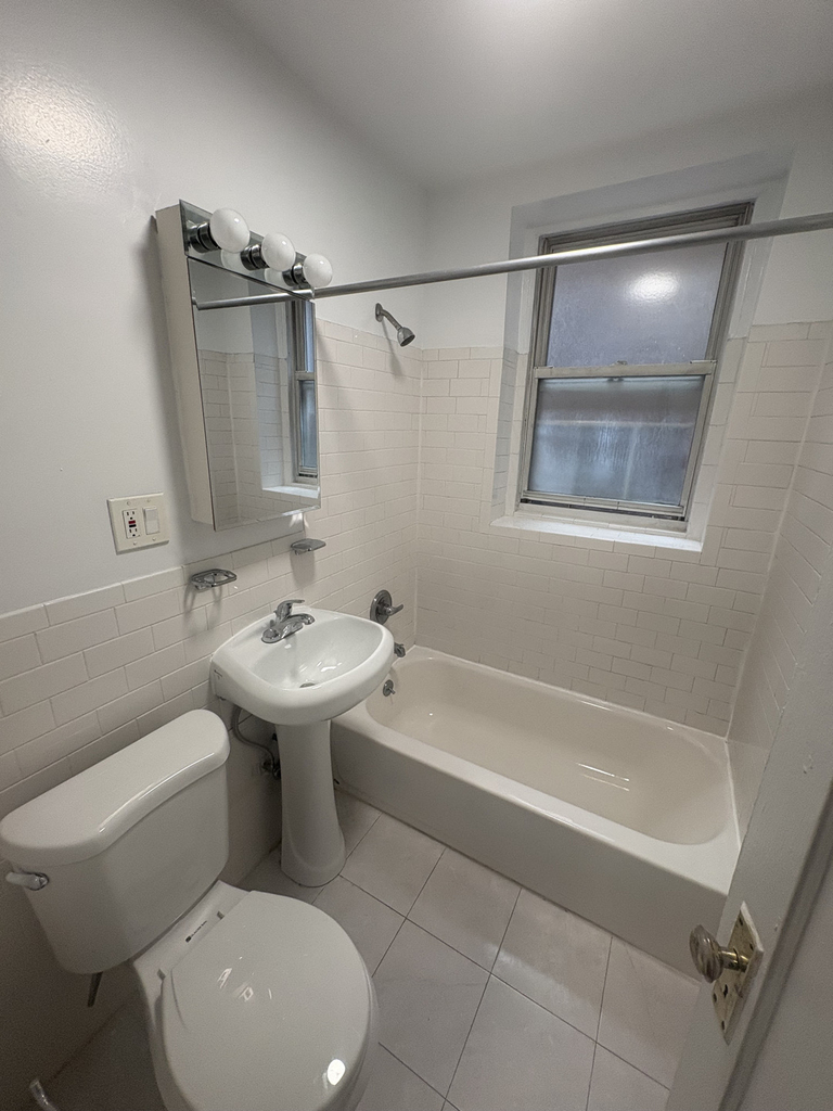 83rd Street/West End - Photo 2