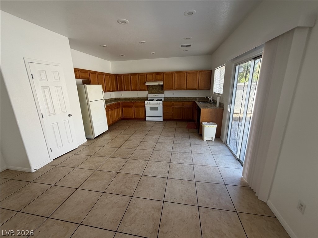 5566 Sun Temple Avenue - Photo 7