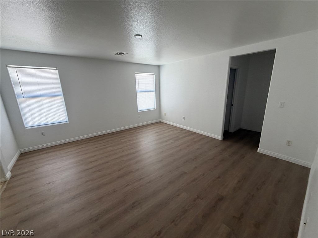 5566 Sun Temple Avenue - Photo 15