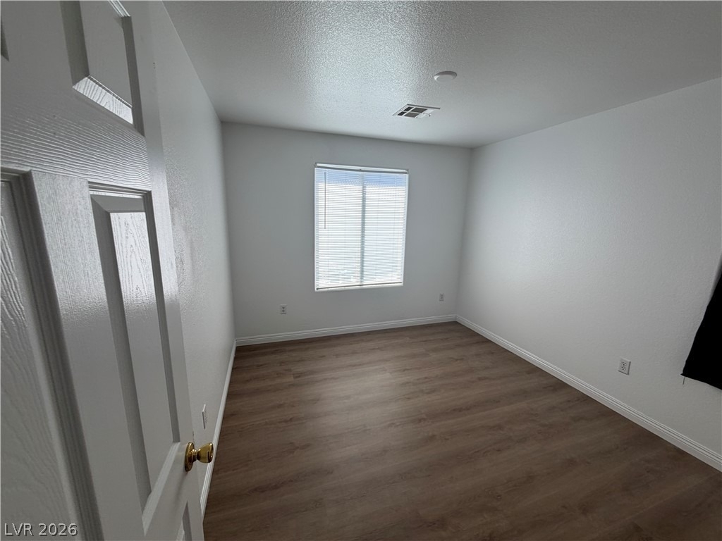 5566 Sun Temple Avenue - Photo 10