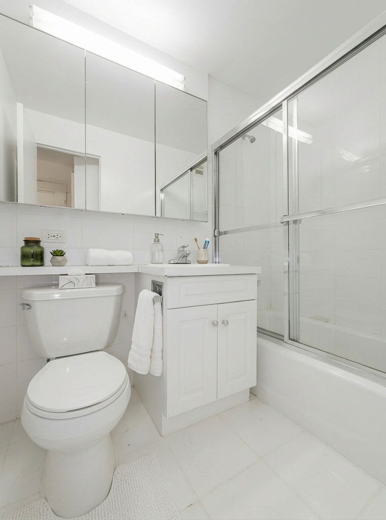  East 46th Street - Photo 2