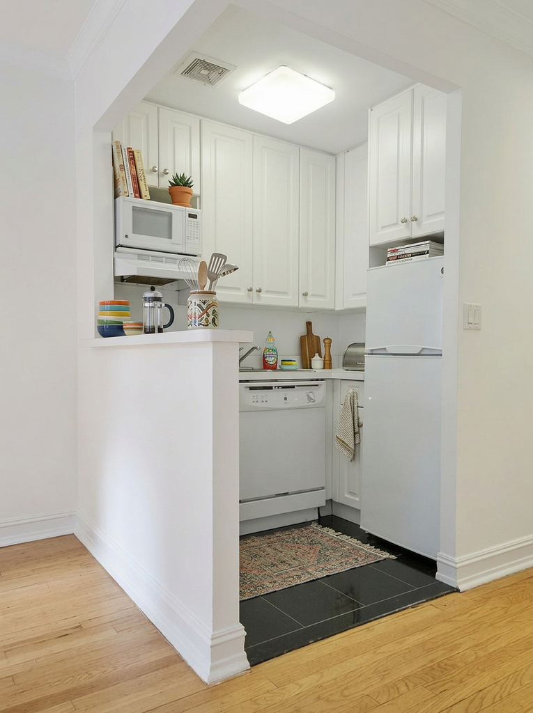  East 46th Street - Photo 3