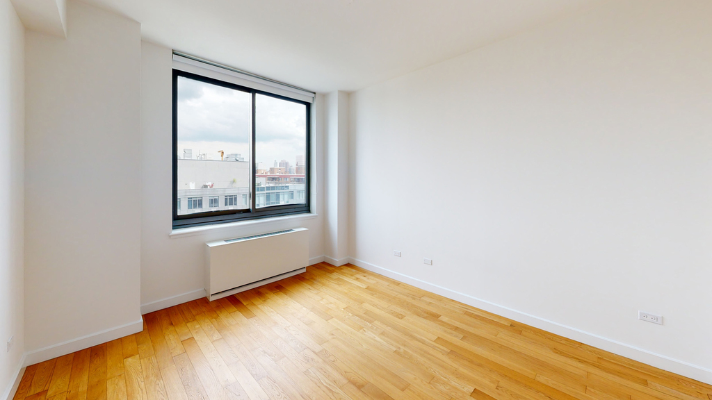808 Columbus Ave - Photo 3