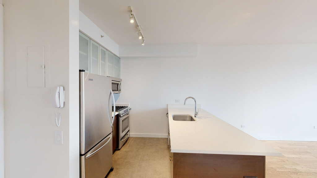 808 Columbus Ave - Photo 1