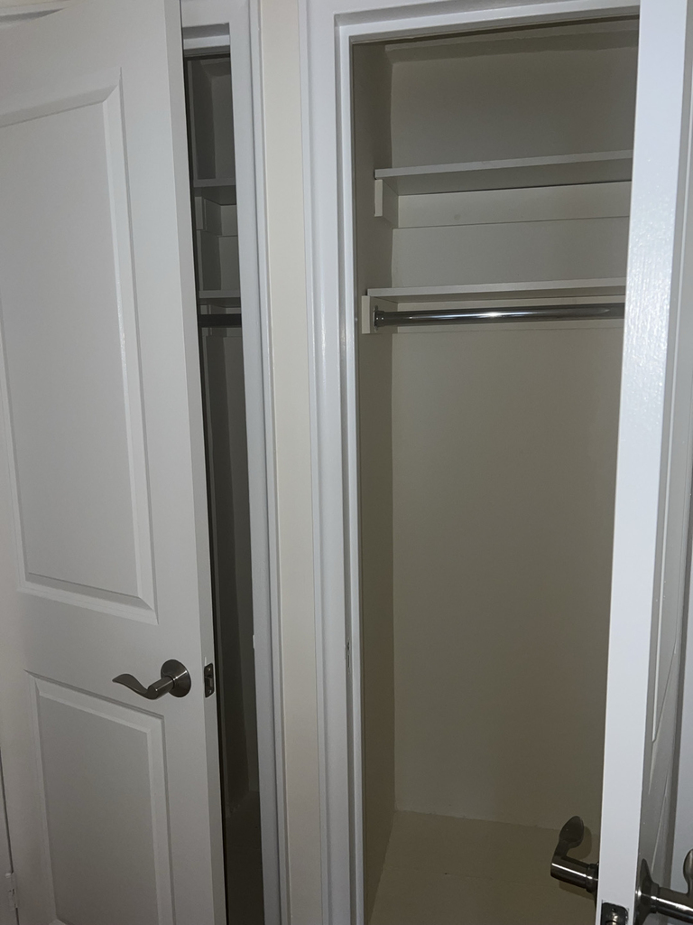 East 56th Street - Photo 8