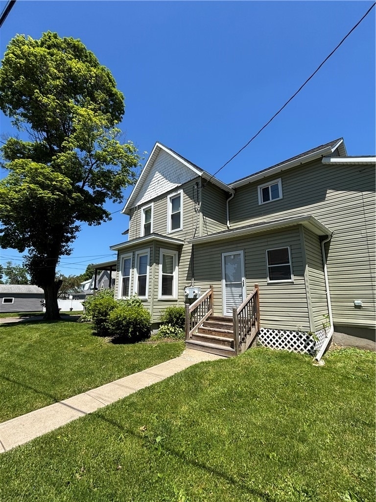 318 Bronson Street - Photo 12