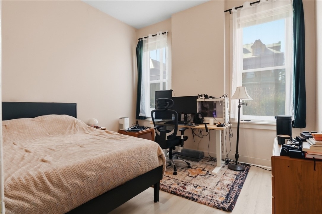 201 Pine Street - Photo 9
