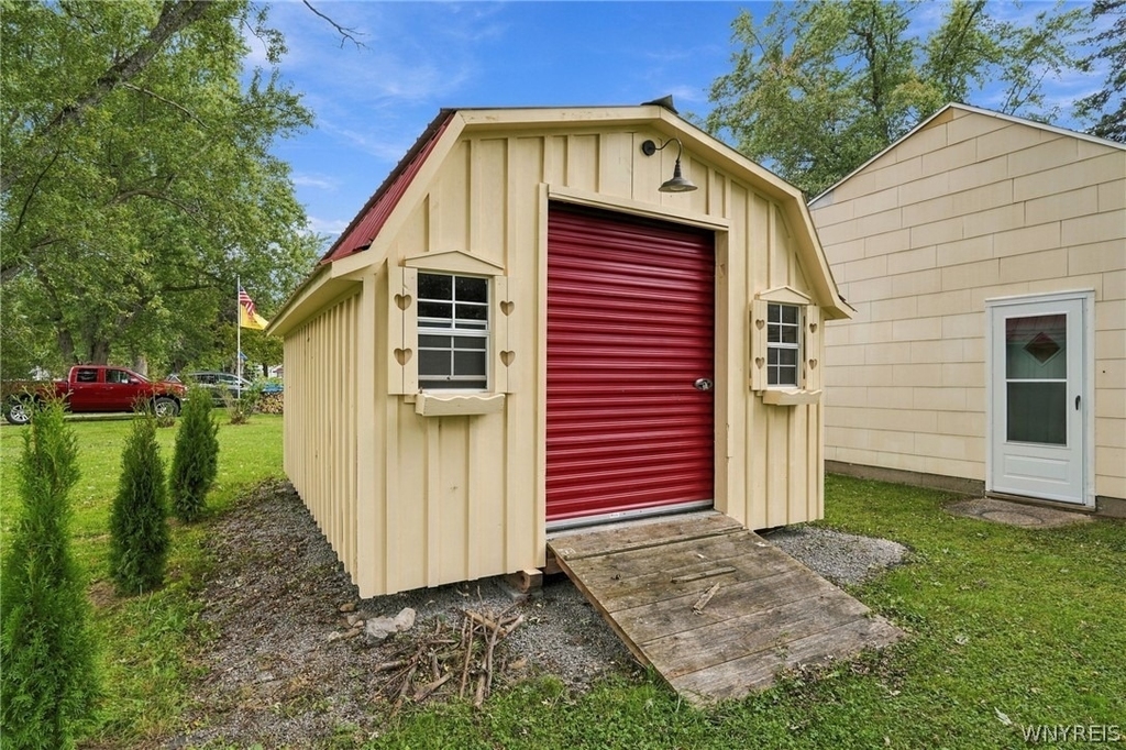 9105 Main St - Photo 31