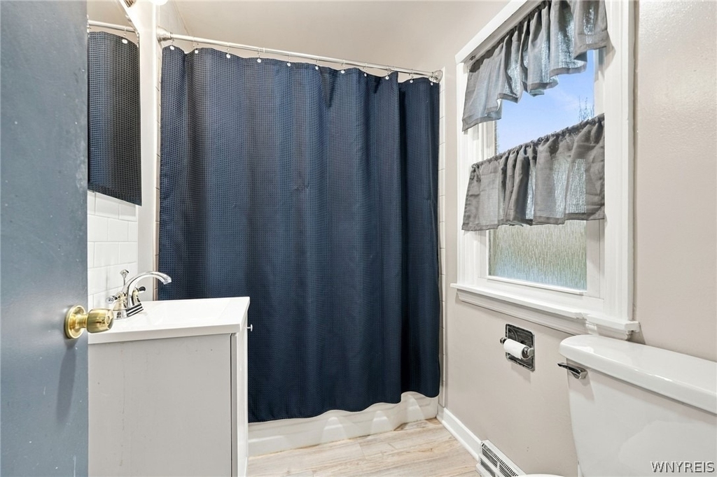 9105 Main St - Photo 28