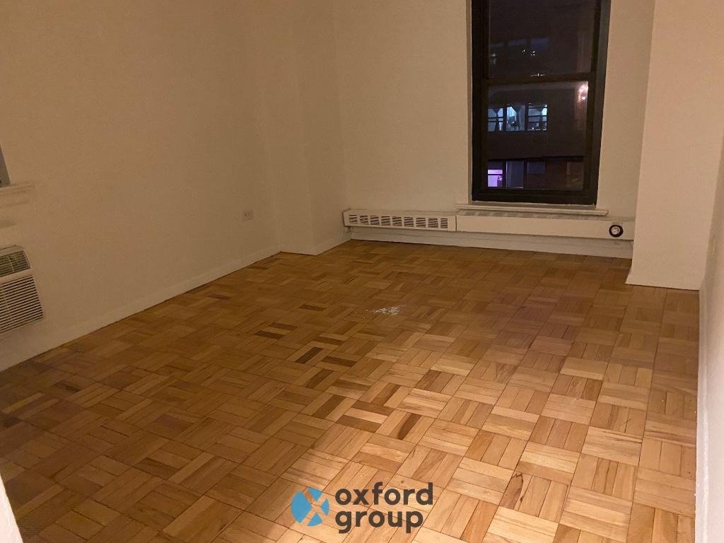E 26th St. - Photo 4