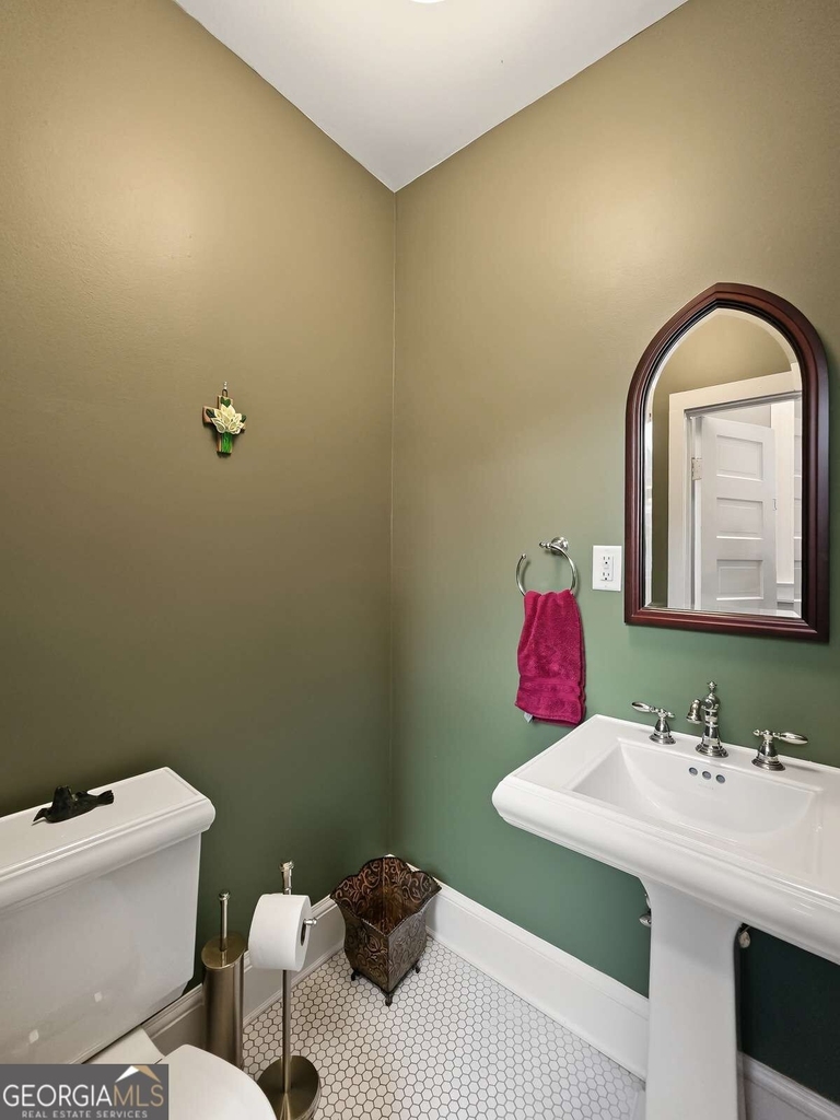 1059 Alta Avenue Ne - Photo 20