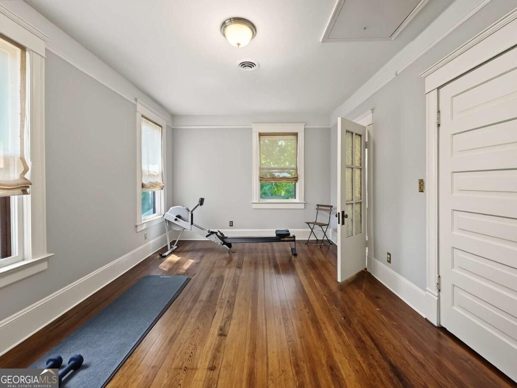 1059 Alta Avenue Ne - Photo 30
