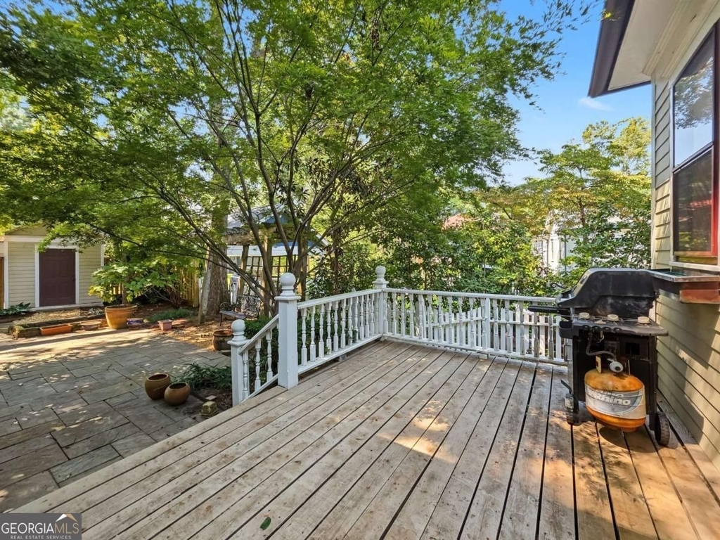 1059 Alta Avenue Ne - Photo 36