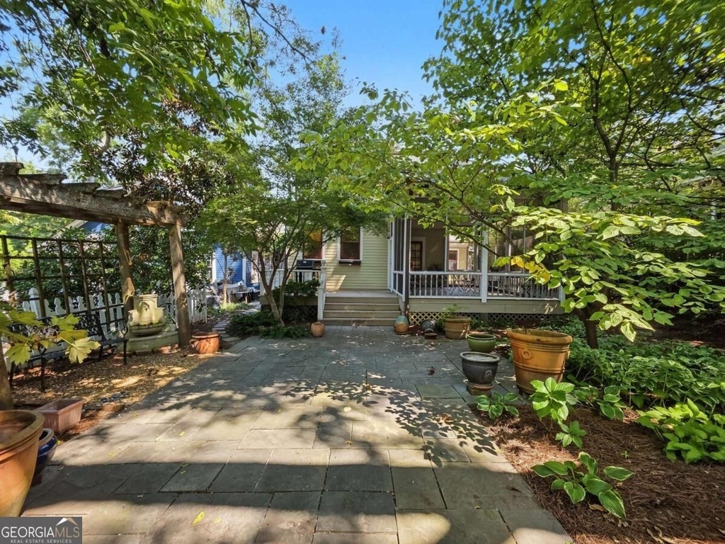 1059 Alta Avenue Ne - Photo 38