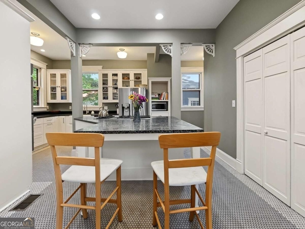 1059 Alta Avenue Ne - Photo 15