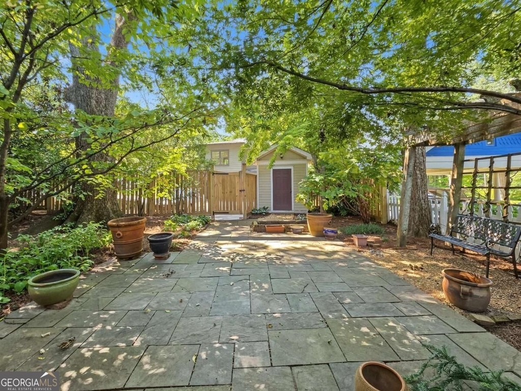 1059 Alta Avenue Ne - Photo 37