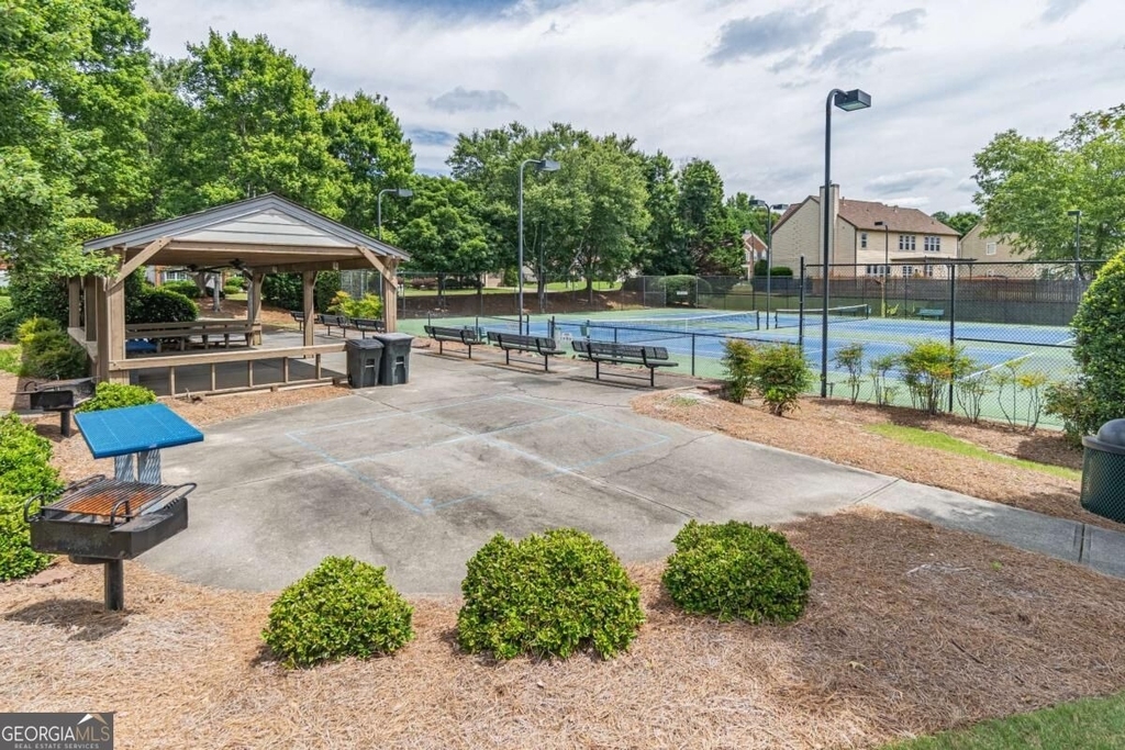 230 Albrighton Court - Photo 37