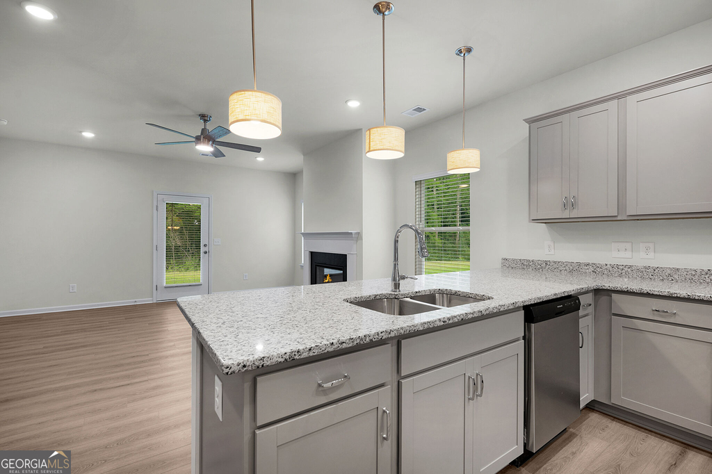 145 Sycamore Lane - Photo 3