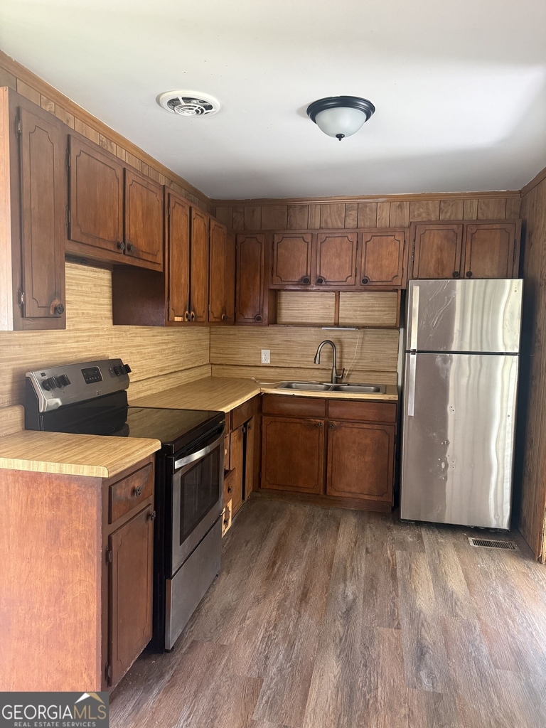6646 Wolf River Court - Photo 1