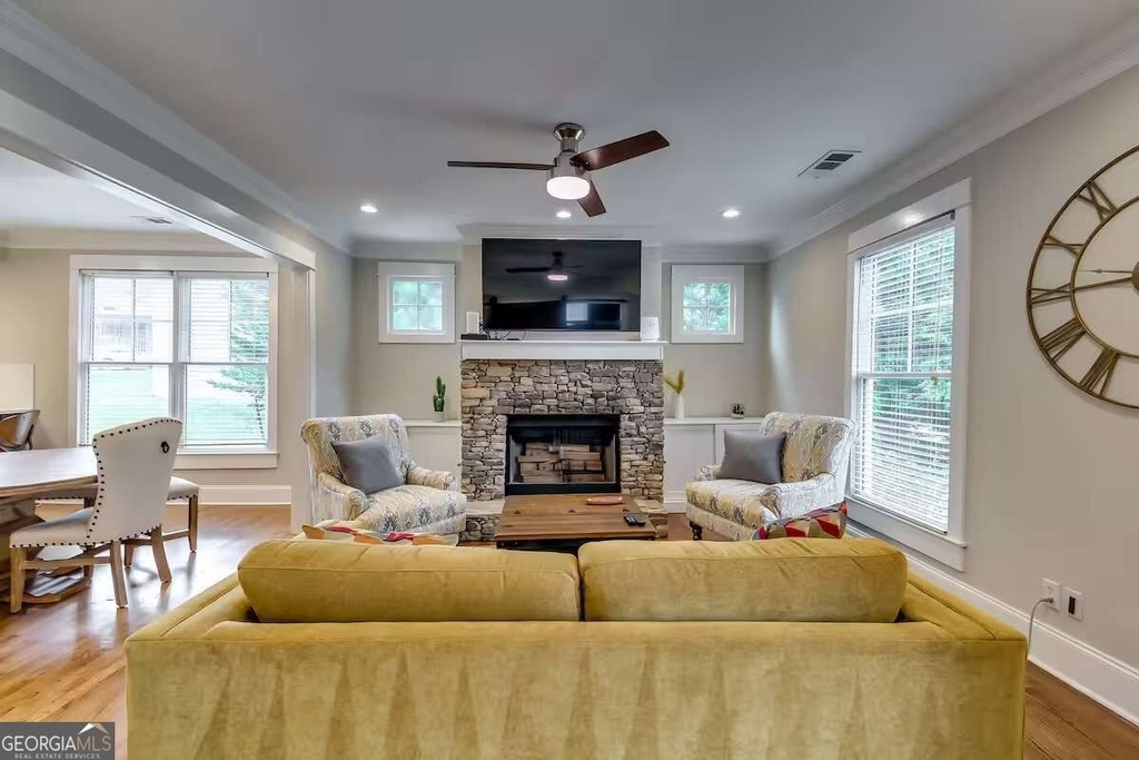 1362 Eubanks Avenue - Photo 5