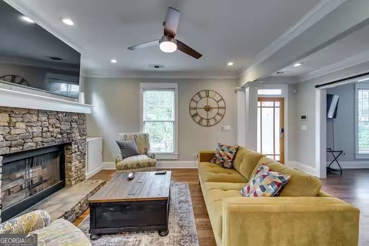1362 Eubanks Avenue - Photo 7