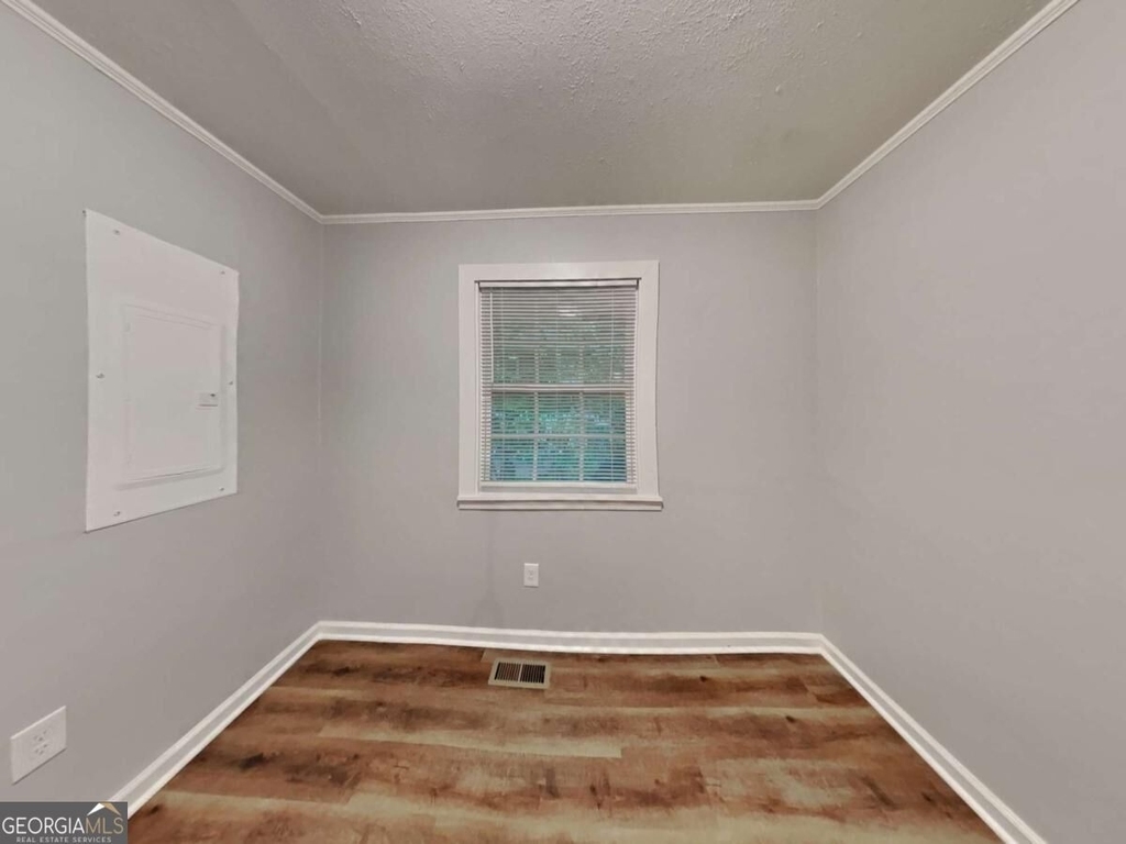 1125 Curtis Drive - Photo 8