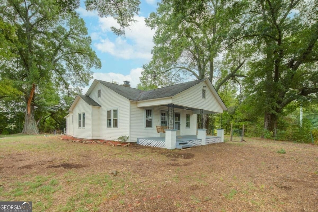 7985 Midway Road - Photo 1