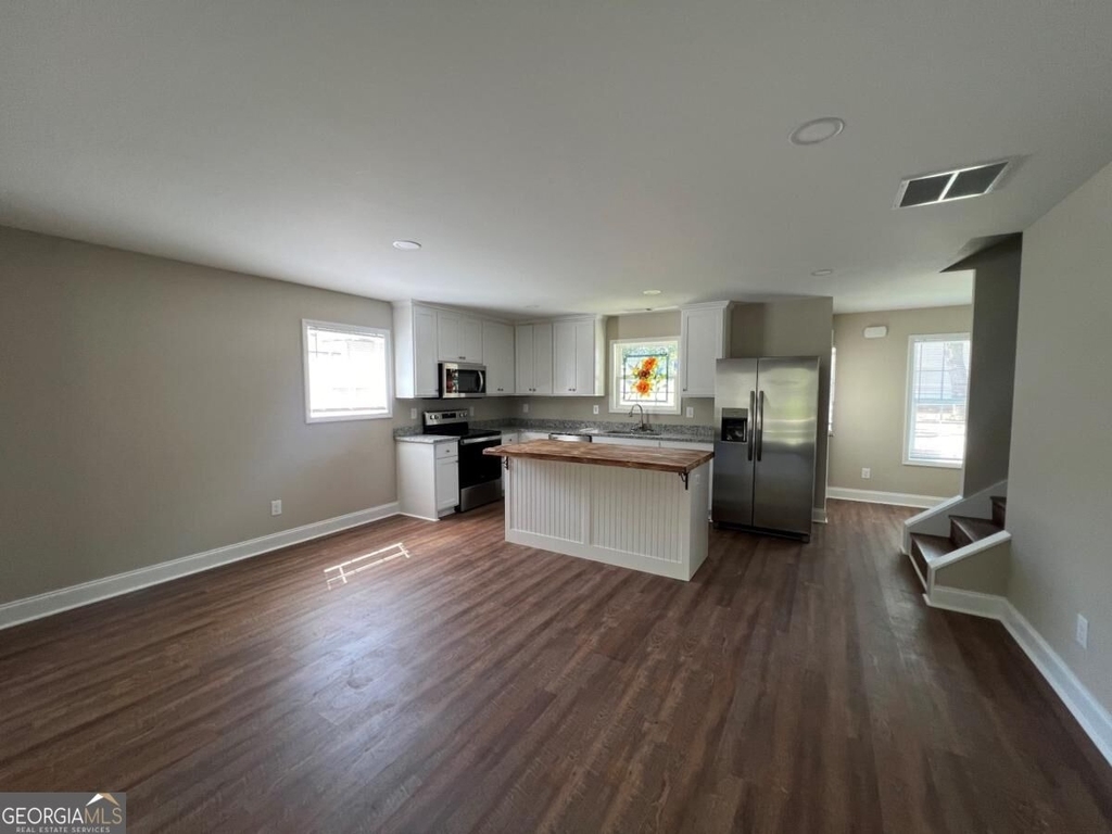 5964 Moon Drive - Photo 2