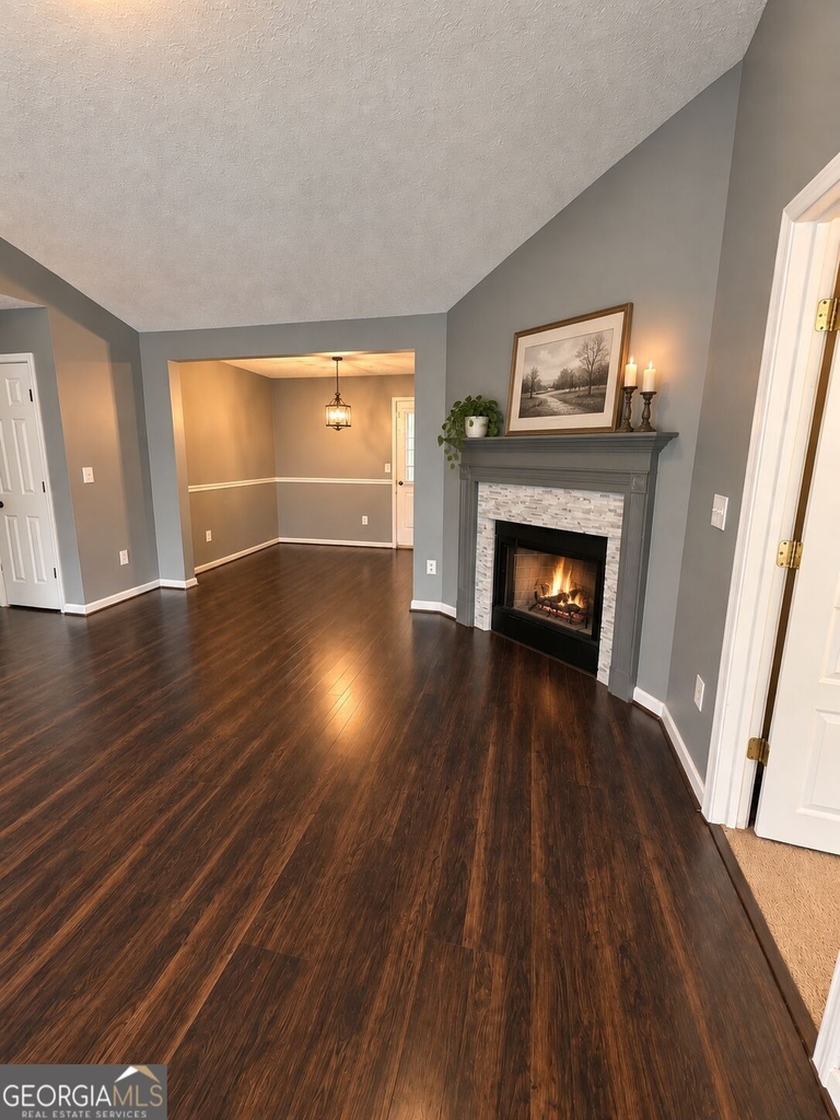 201 Derek Court - Photo 4