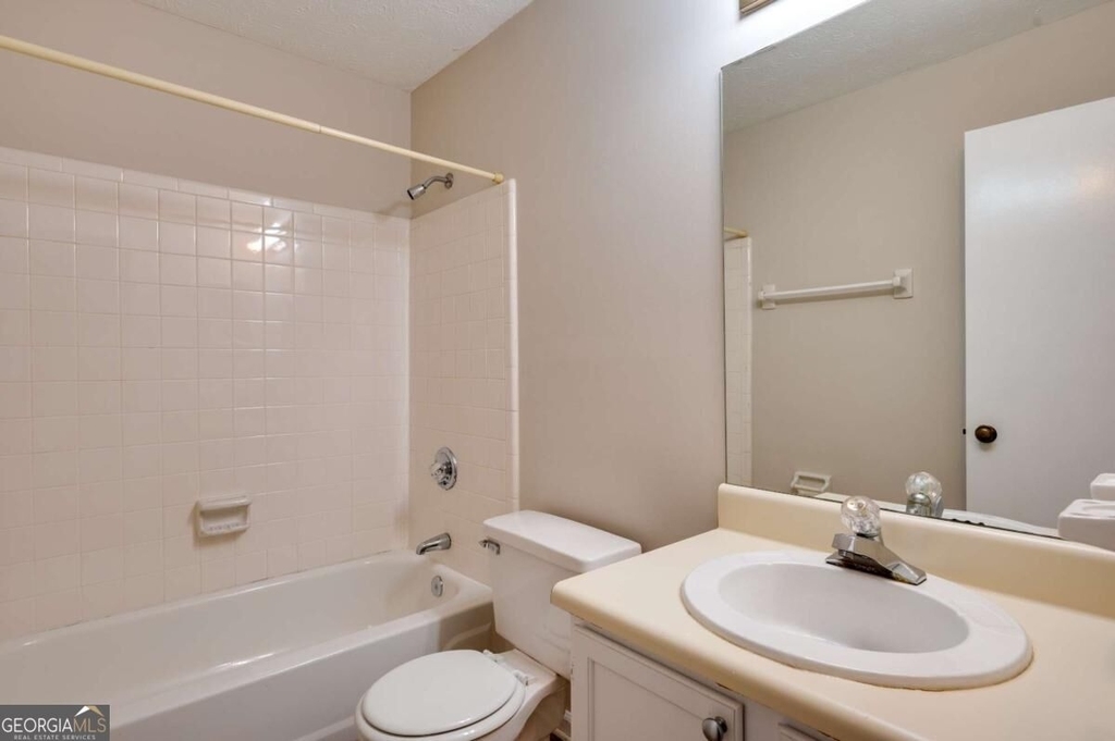 466 Teal Court - Photo 22