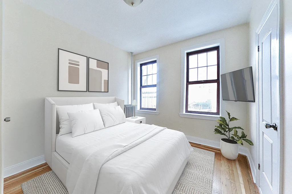 West 11th Street - Photo 3