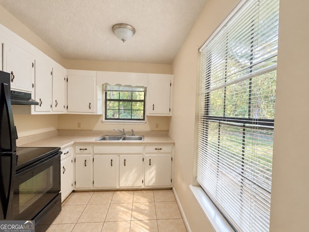 200 N West Street - Photo 10