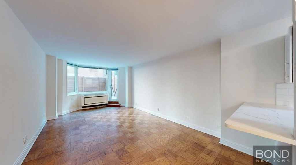 East 71st Street - Photo 1