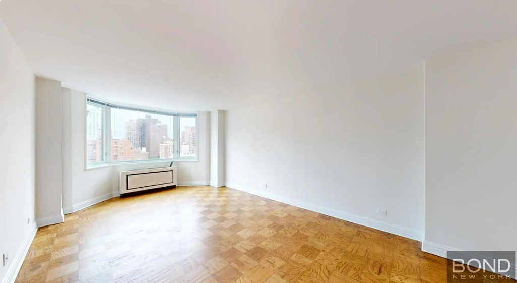 East 71st Street - Photo 1