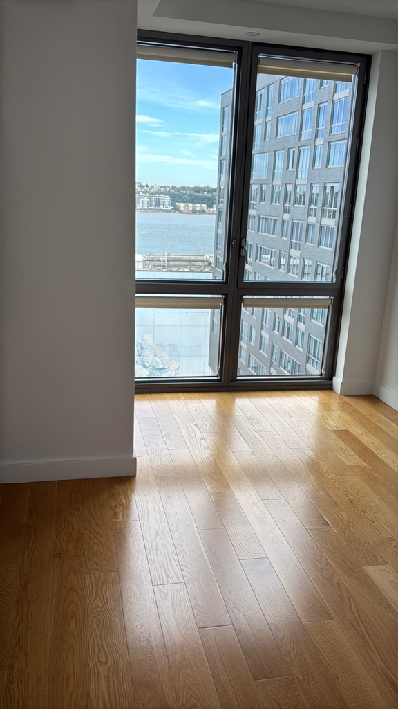 11th Ave & West 57th St  - Photo 2