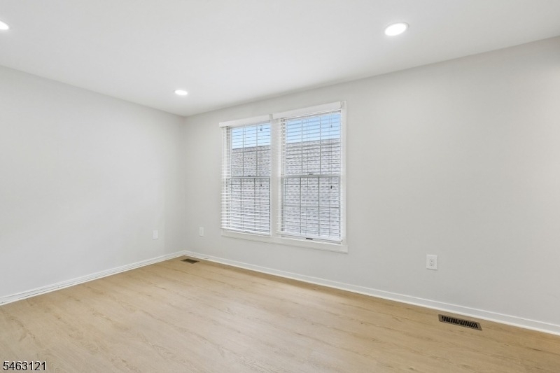 55 2nd St - Photo 10