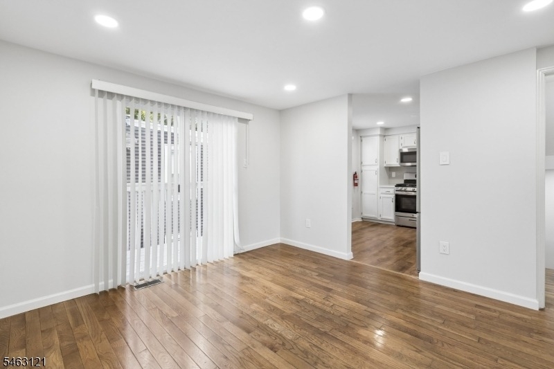 55 2nd St - Photo 5