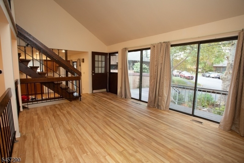 112 Bluebird Dr - Photo 12