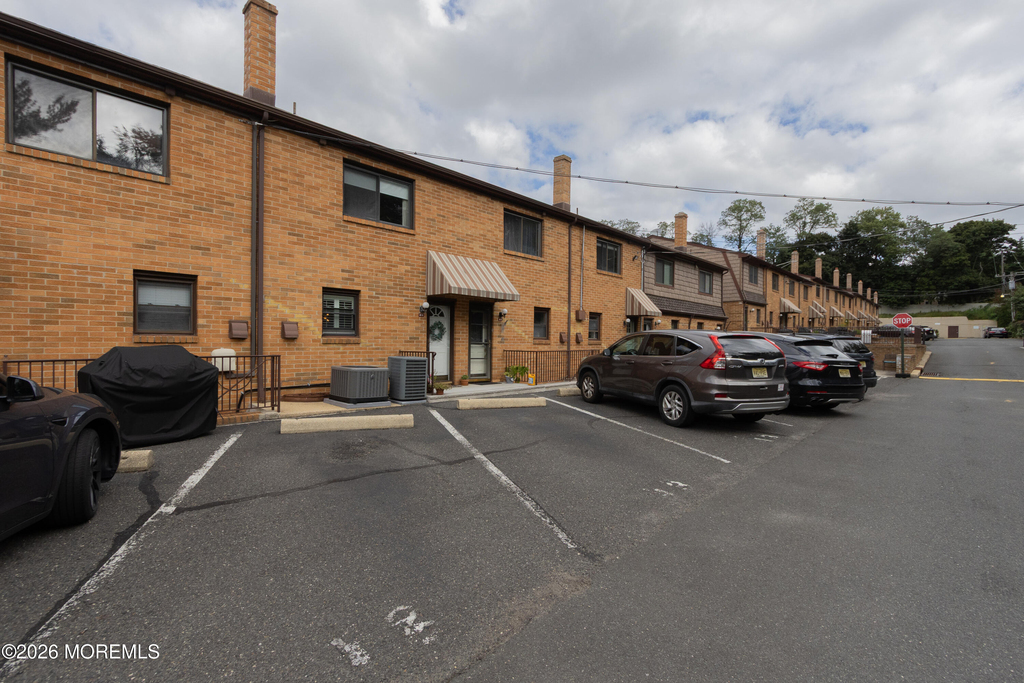 321 Spring Street - Photo 24